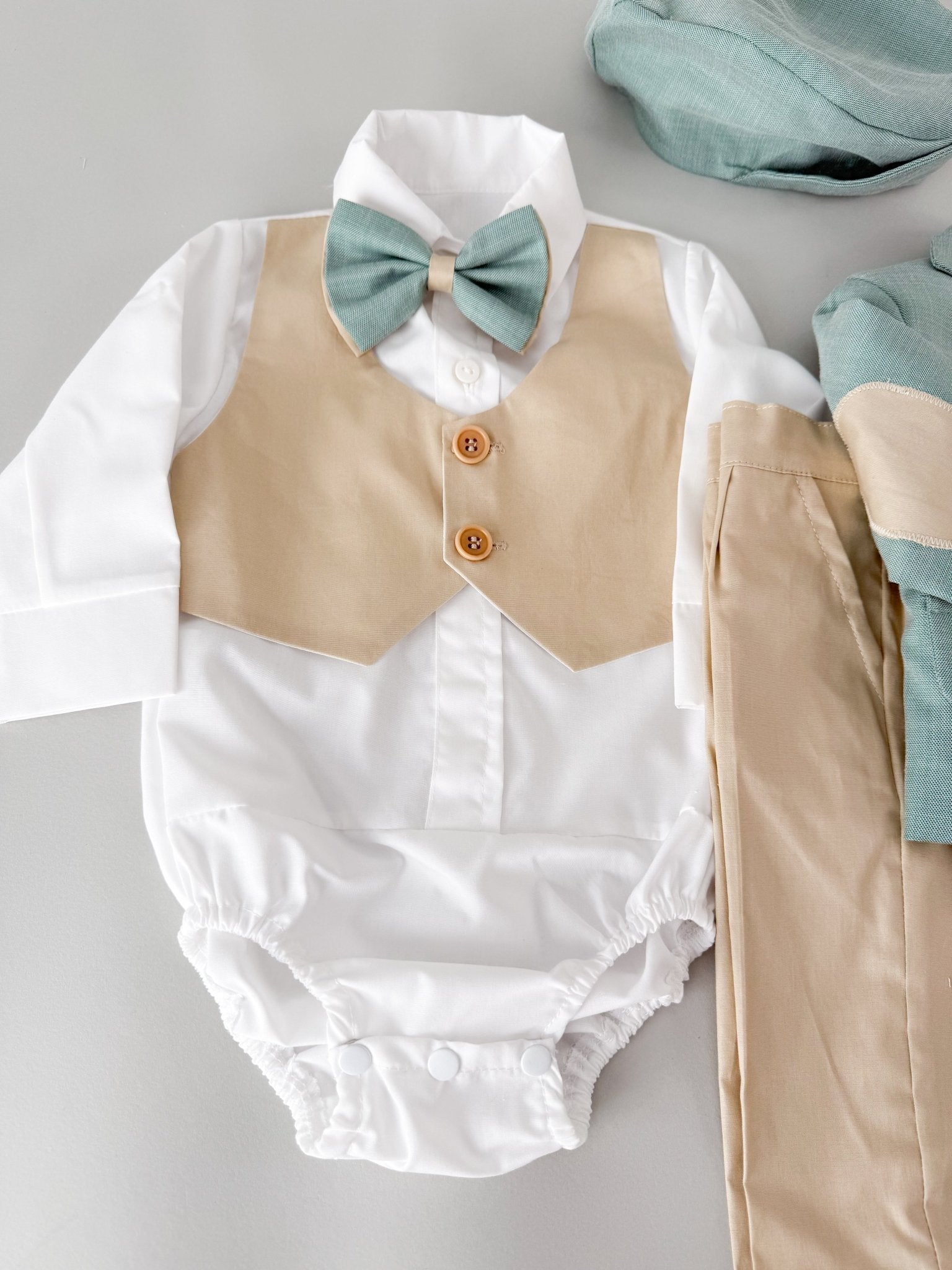 Costum botez baiat din In cu incaltaminte - Botez bebelusi