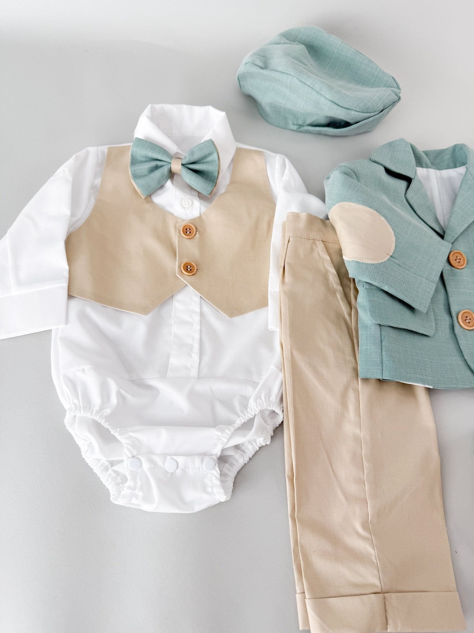 Costum botez baiat din In cu incaltaminte - Botez bebelusi