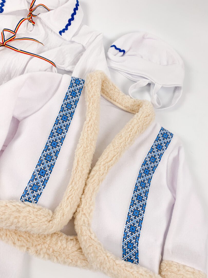 Costum traditional botez baiat Codrin - Botez bebelusi