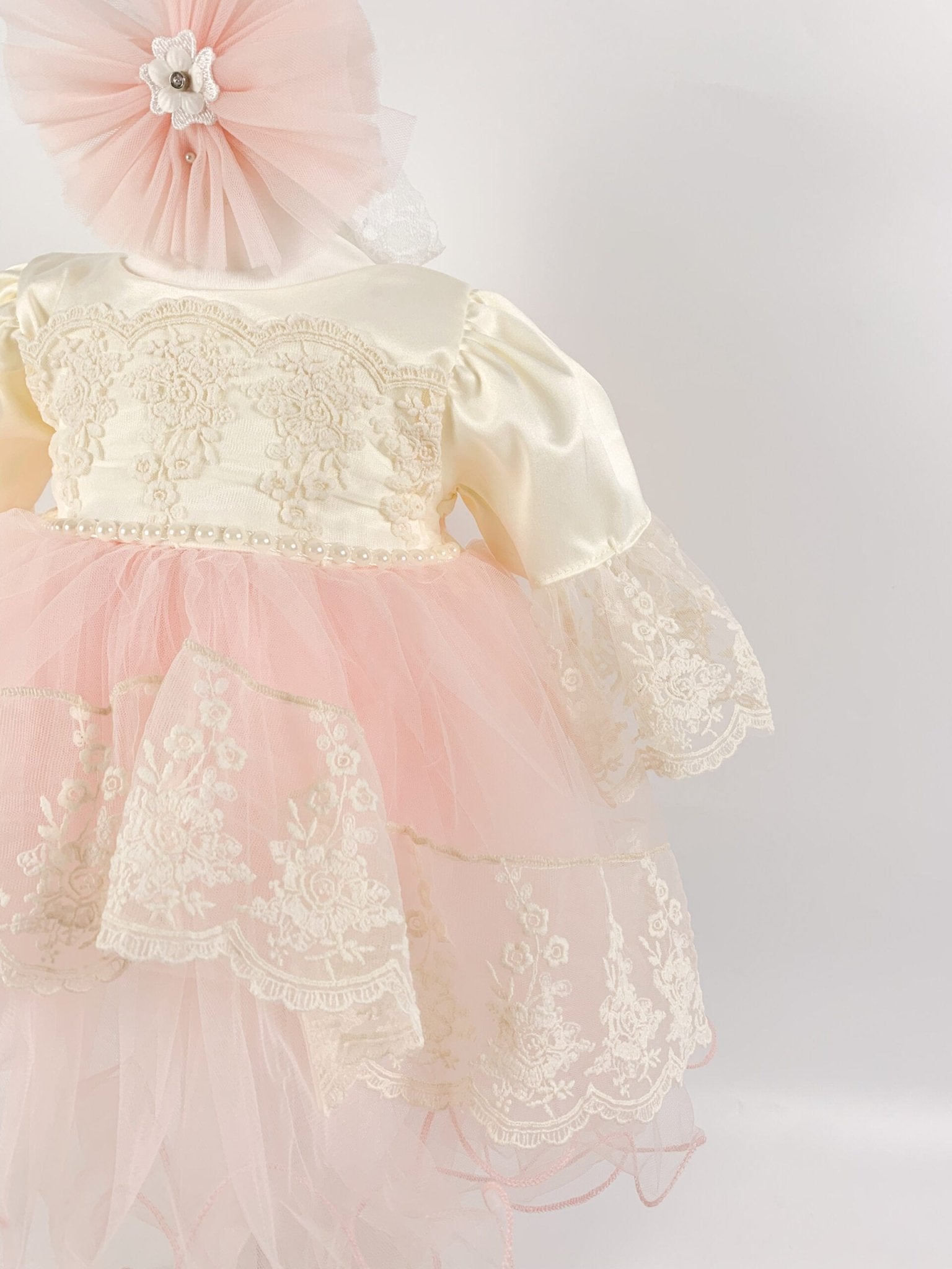 Rochie botez cu trena din dantela Rodica - Botez bebelusi