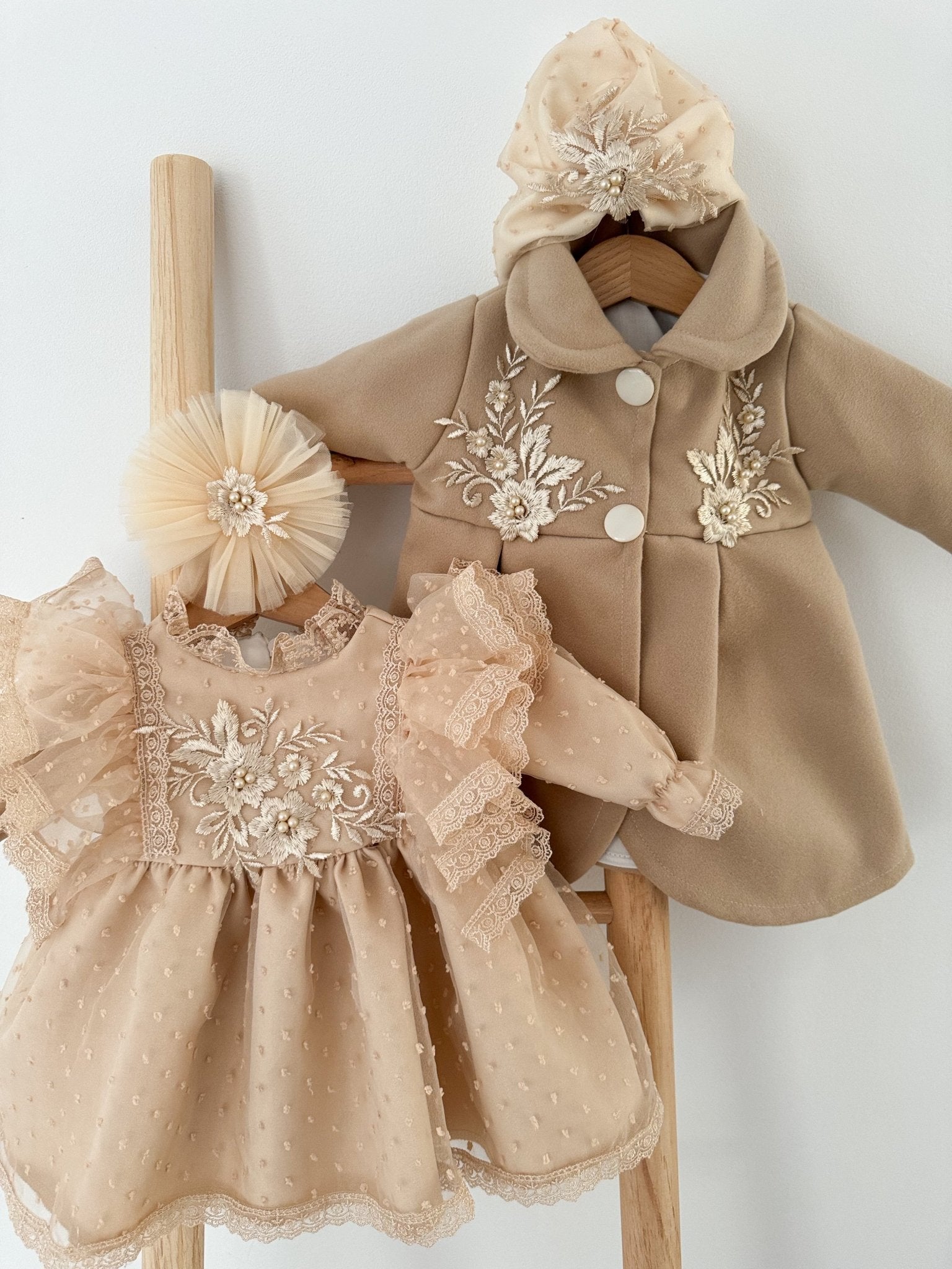 Rochie botez fetita maro Margot - Botez bebelusi