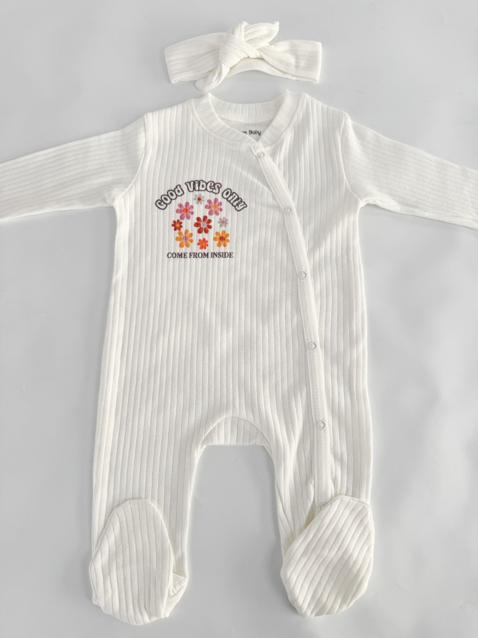 Salopeta fetita alba - logo Good Vibes - Botez bebelusi