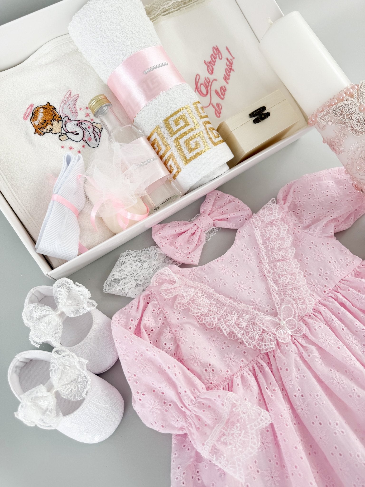 Trusou elegant botez fetițe cu rochiță și accesorii