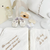Trusou botez complet cu rochita eleganta si lumanare personalizata manual - Florica