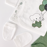 Set Hainute 5 Piese Bebelusi - Bluzita Alba, Pantalonasi Verzi si Accesorii