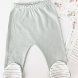 Set Hainute 5 Piese Bebelusi - Bluzita Alba, Pantalonasi si Accesorii