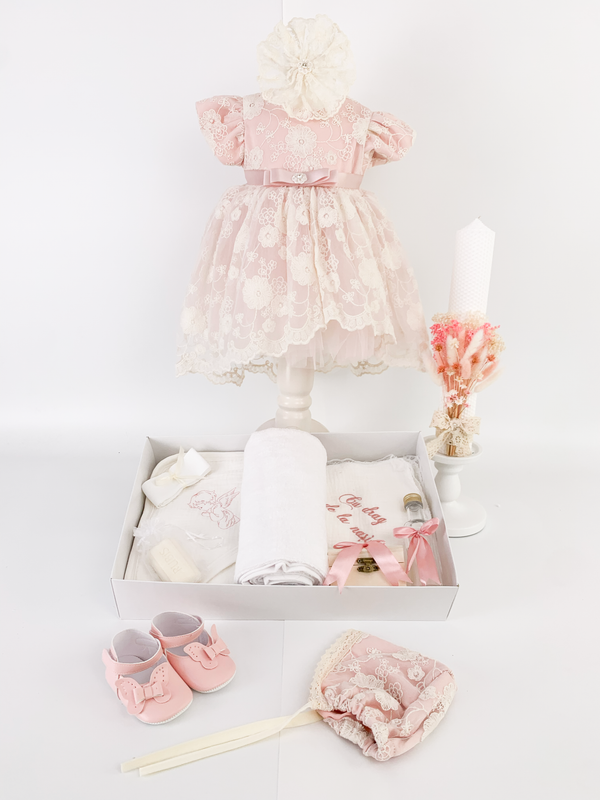 Trusou botez complet cu rochita eleganta si lumanare ceara naturala - Beatris