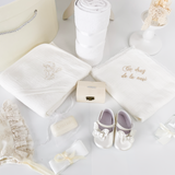 Trusou botez complet cu rochita eleganta si lumanare personalizata hand made - Ania