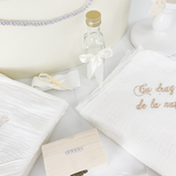 Trusou personalizat botez cu cufar, muselina si lumanare hand made - Alesia