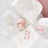 Trusou personalizat botez cu cufar, muselina si lumanare hand made - Vivienne
