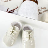 Trusou botez complet cu hainute si lumanare personalizata hand made - Alesio