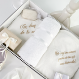 Trusou botez complet cu rochita eleganta, paltonas si lumanare personalizata manual - Carluta