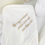 Trusou botez complet cu rochita eleganta si lumanare personalizata manual - Ionita