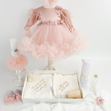 Trusou botez complet cu rochita eleganta si lumanare personalizata manual - Lena