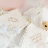 Trusou botez complet cu rochita eleganta si lumanare personalizata manual - Adelaide