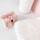 Trusou personalizat botez cu cufar, muselina si lumanare hand made - Talia