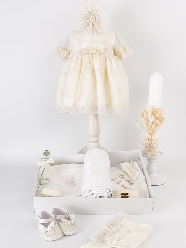 Trusou botez complet cu rochita eleganta si lumanare ceara naturala - Sena