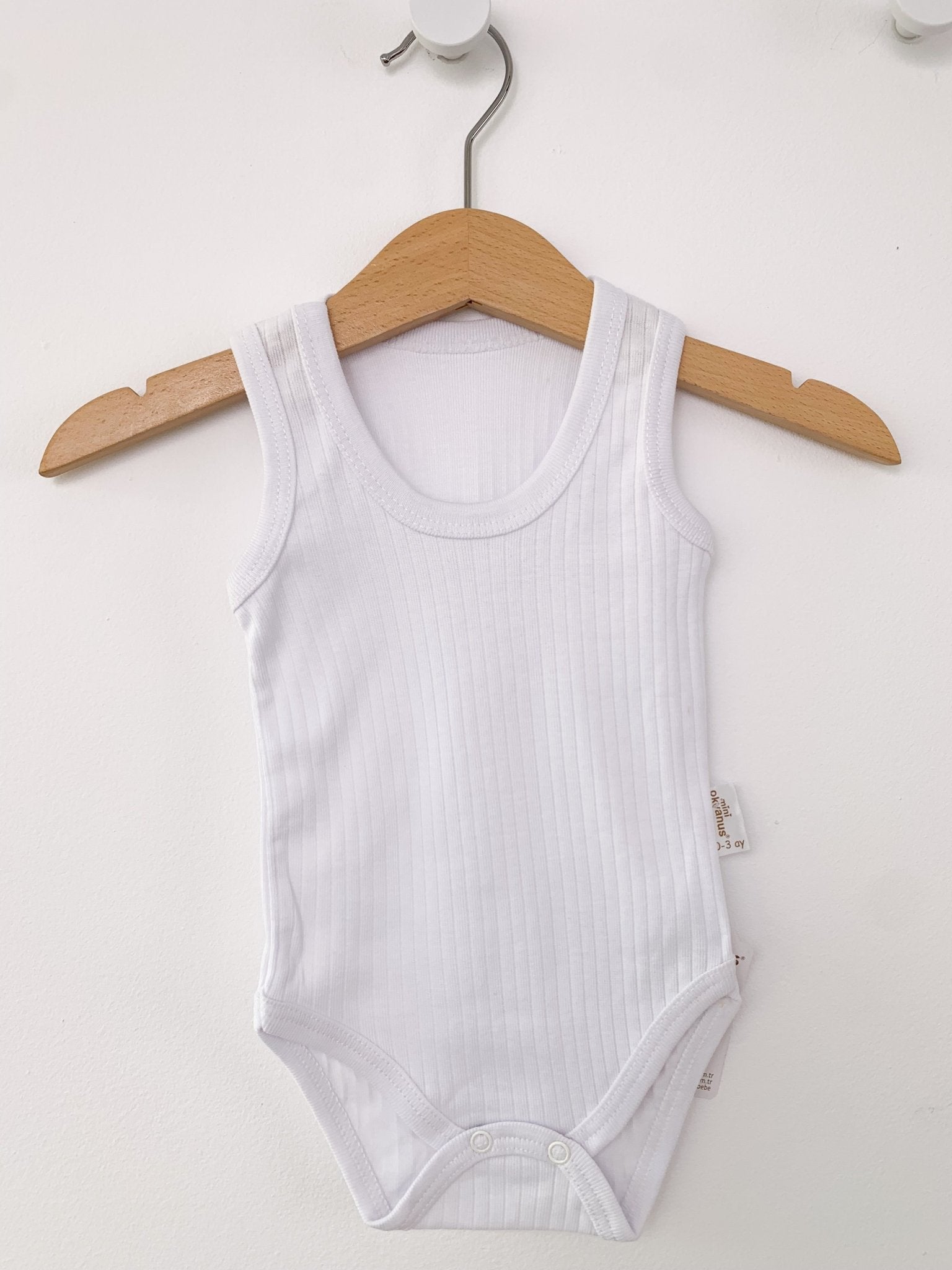 Body alb bebelus - Botez bebelusi