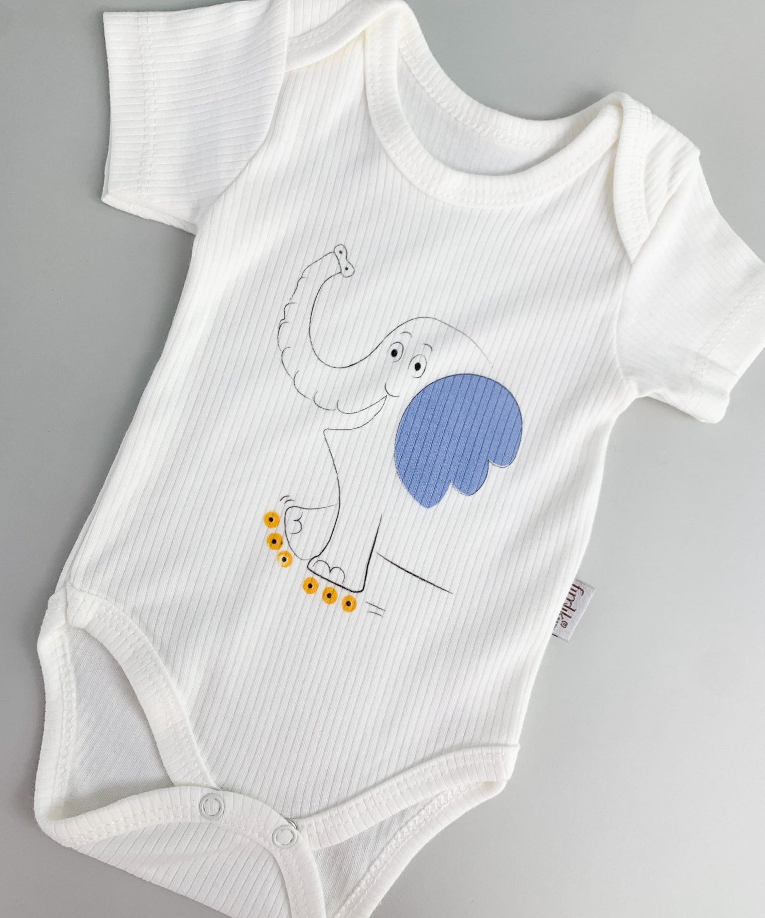 Body bebelus - alb cu elefantel - Botez bebelusi