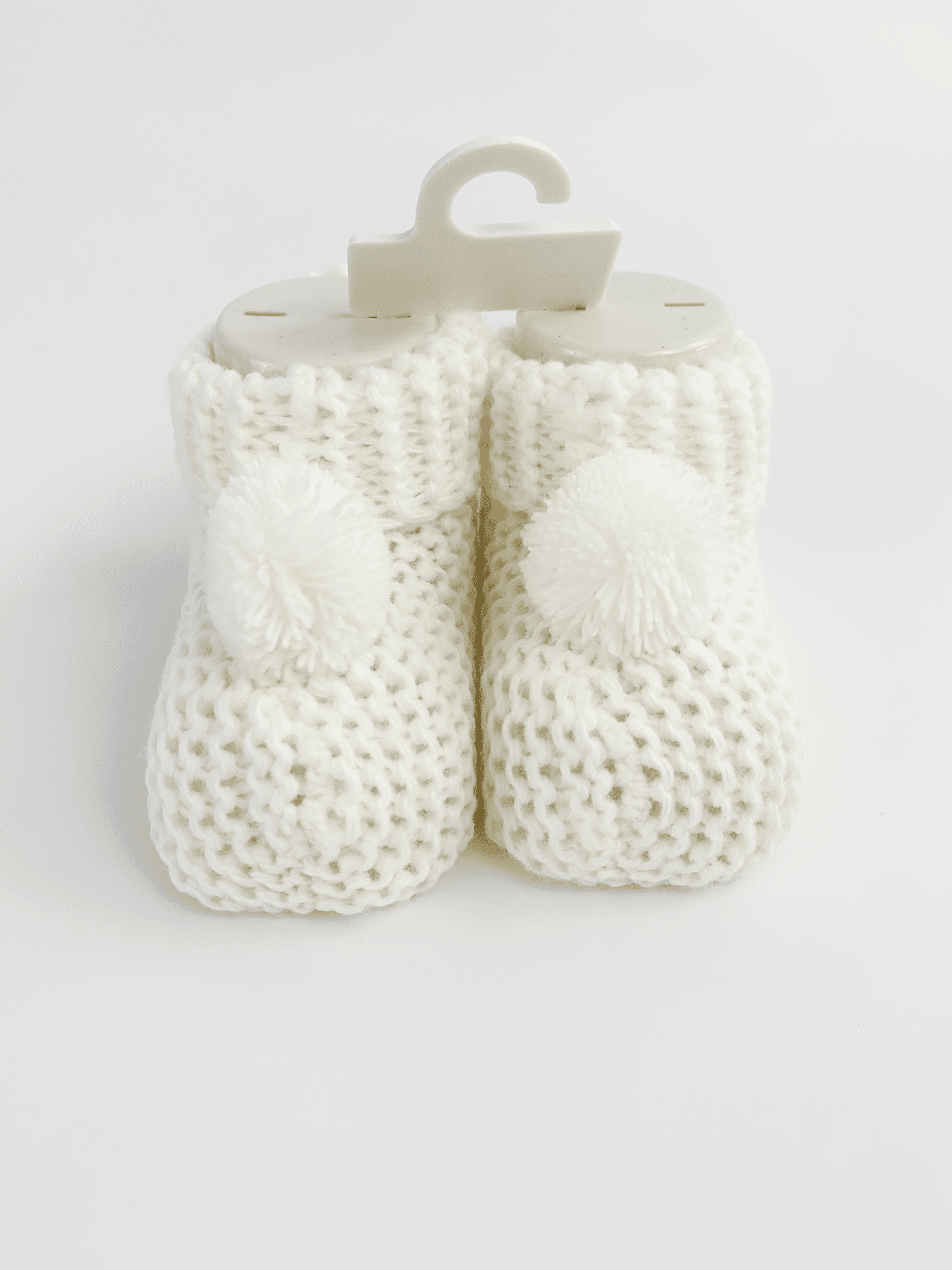 Botosei bebe tricotati - albi - Botez bebelusi