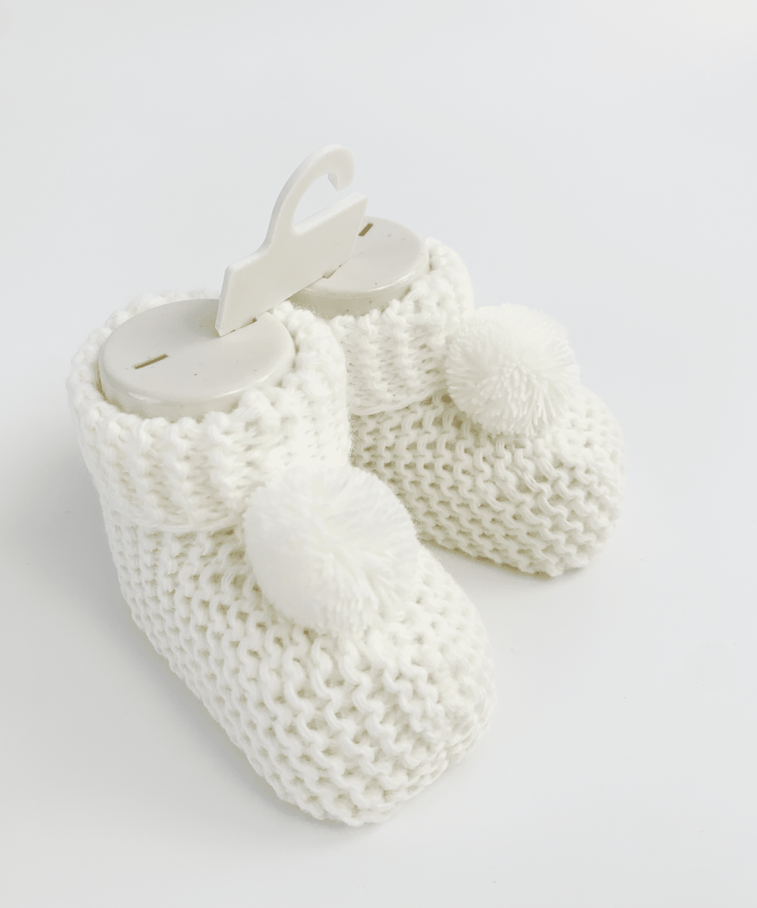 Botosei bebe tricotati - albi - Botez bebelusi