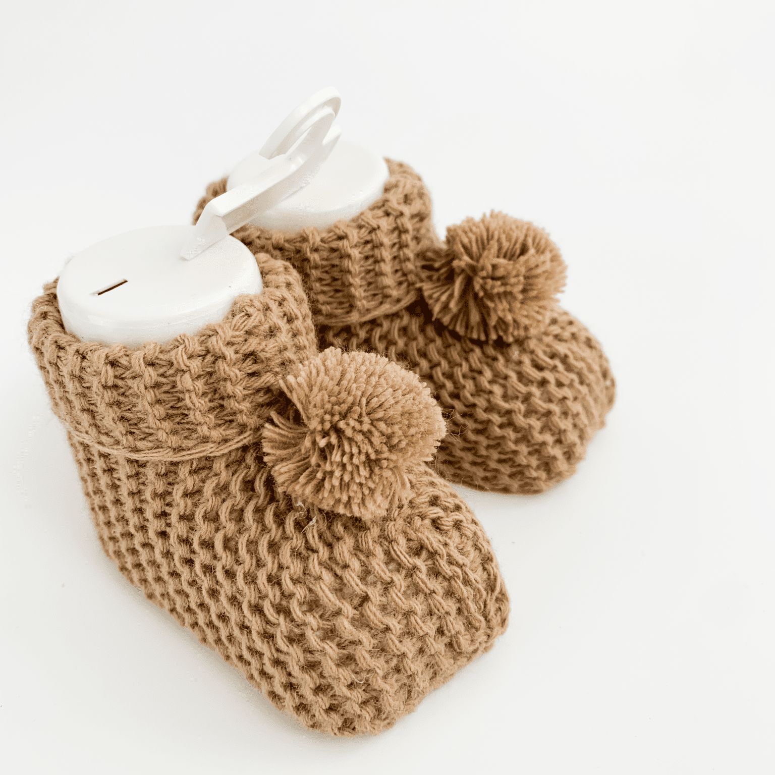 Botosei bebe tricotati - maro - Botez bebelusi