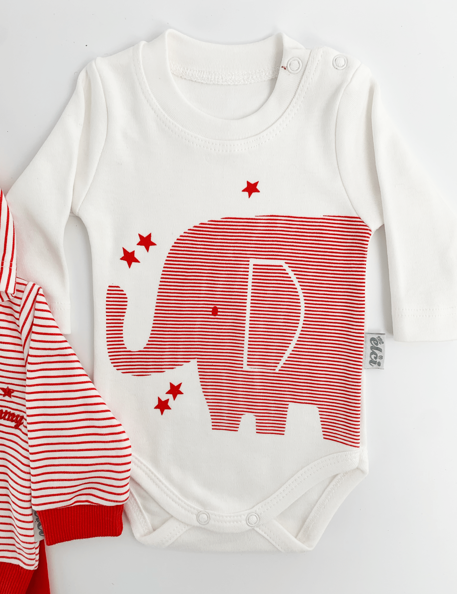 Compleu bebelusi 3 piese rosu - set hanorac, bluza si pantaloni - Botez bebelusi