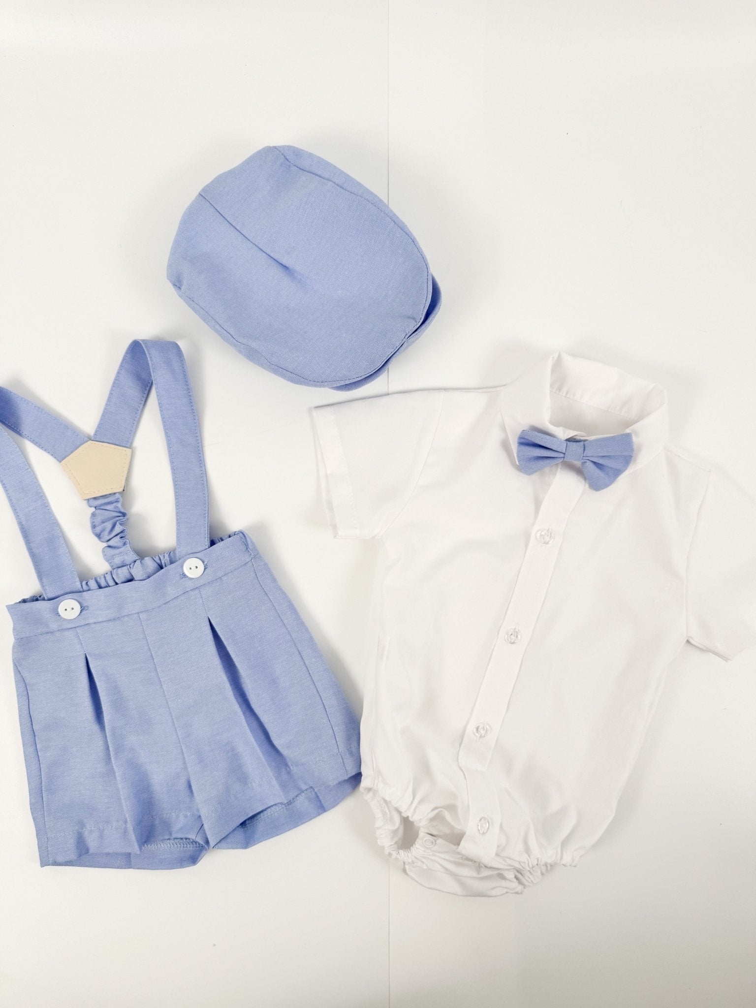 Costum bebelusi complet cu botosei - Andy - Botez bebelusi