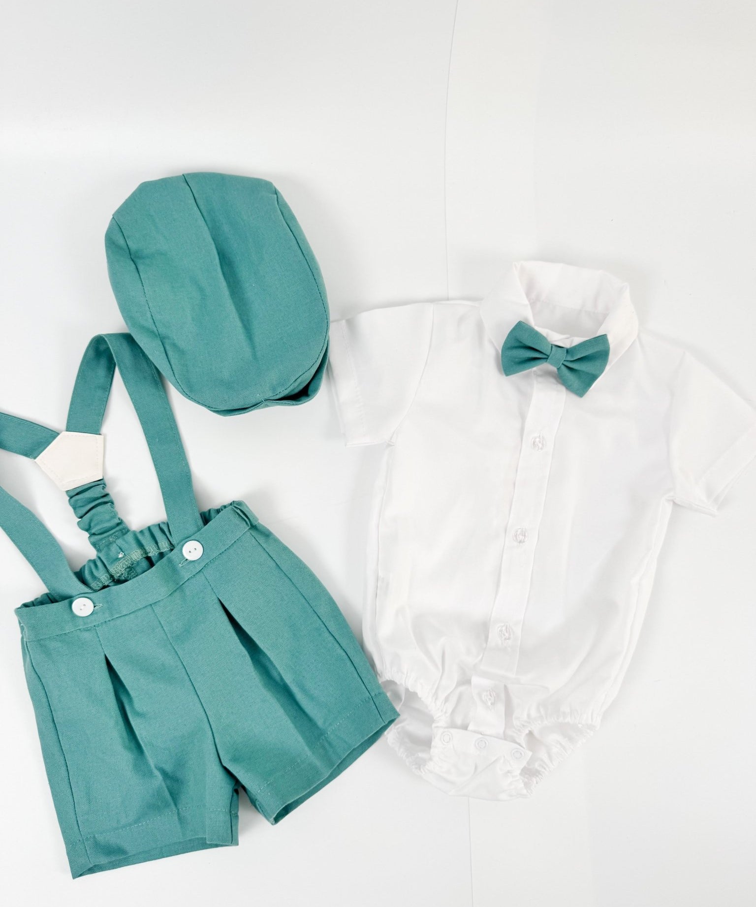 Costum bebelusi complet cu botosei - Teodor - Botez bebelusi