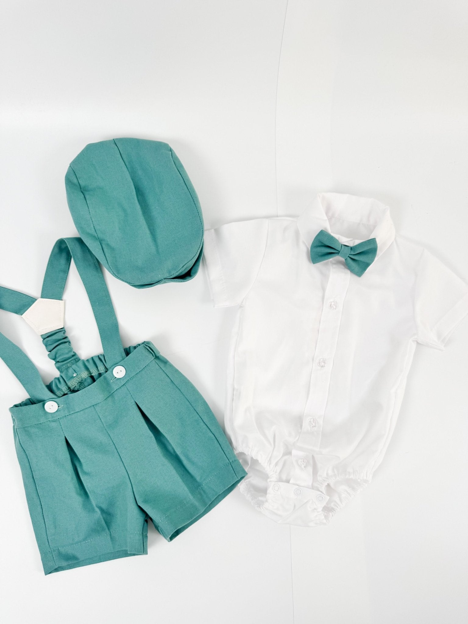 Costum bebelusi complet cu botosei - Teodor - Botez bebelusi