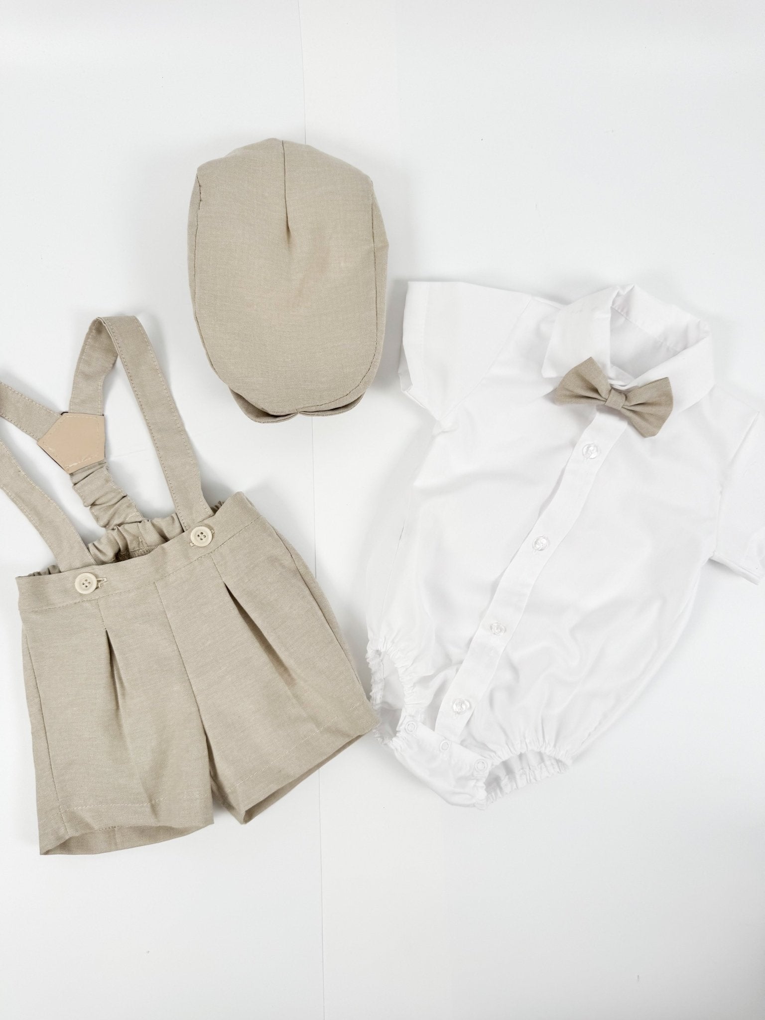 Costum bebelusi complet cu botosei - Thedy - Botez bebelusi