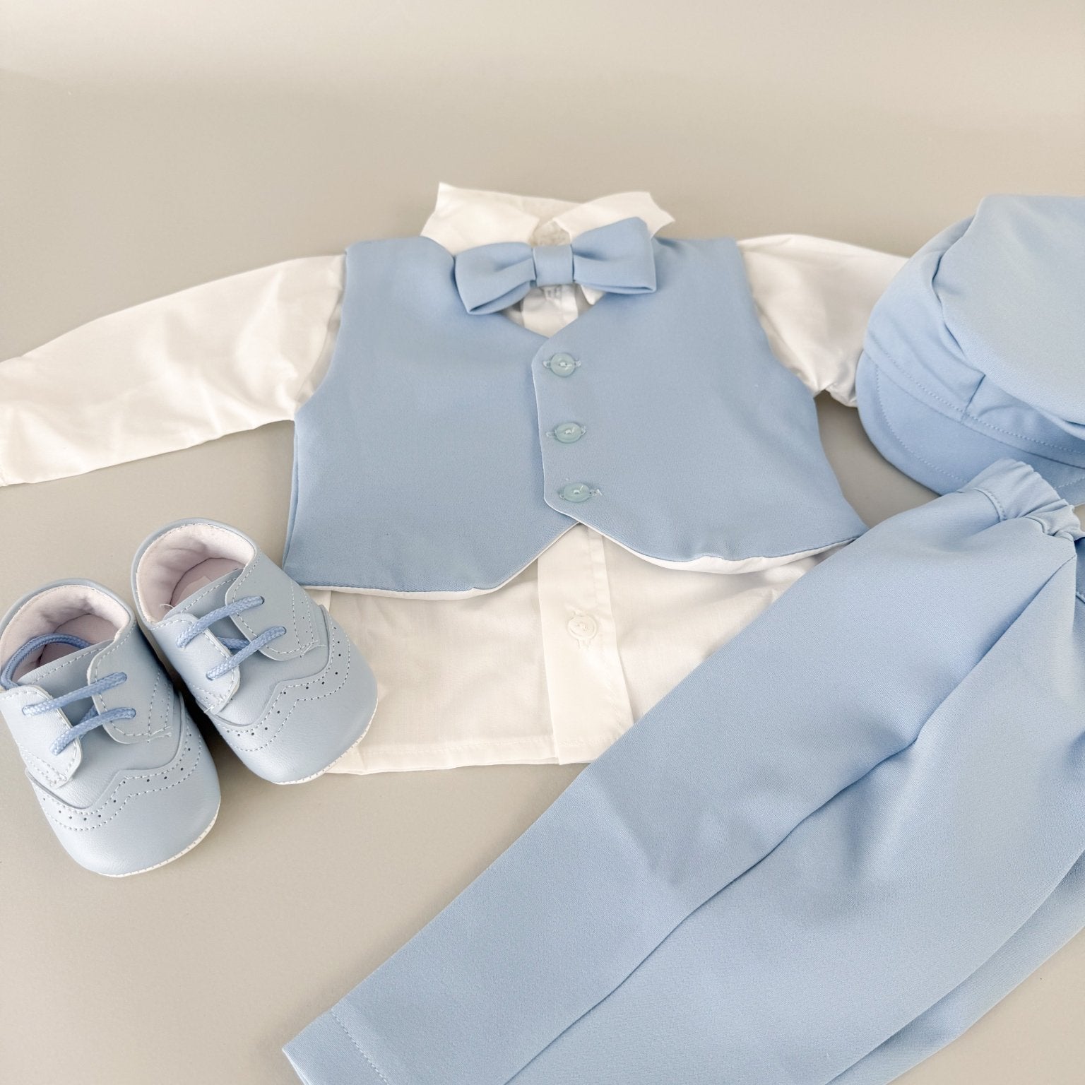 Costum botez bleo baiat Aurelian cu încălțăminte - Botez bebelusi