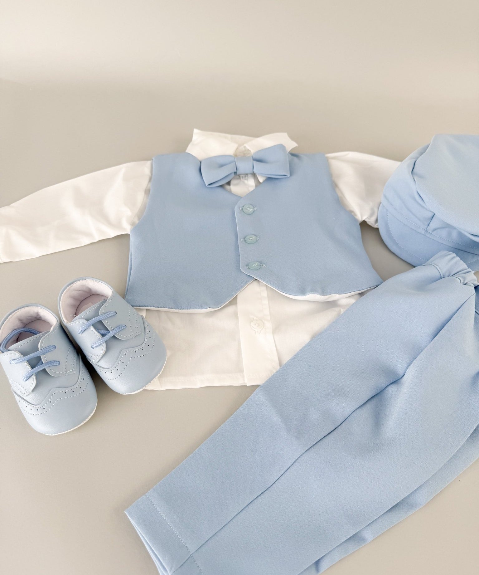Costum botez bleo baiat Aurelian cu încălțăminte - Botez bebelusi