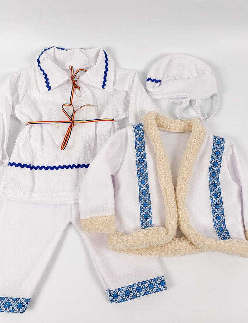Costum traditional botez baiat Codrin - Botez bebelusi