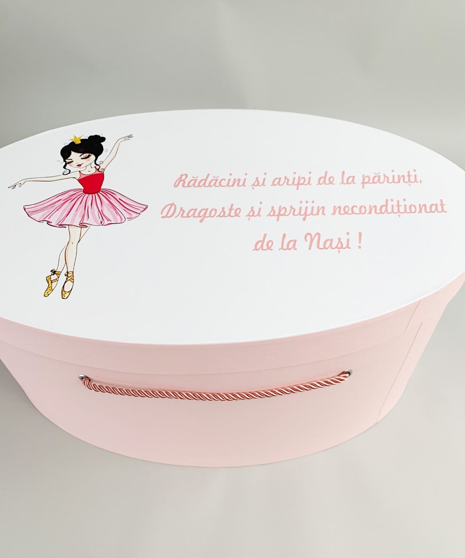 Cufar roz pal cu fetita dansatoare - Botez bebelusi