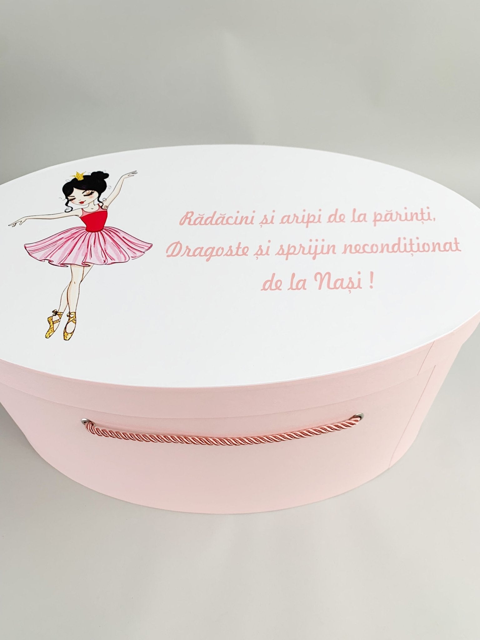 Cufar roz pal cu fetita dansatoare - Botez bebelusi