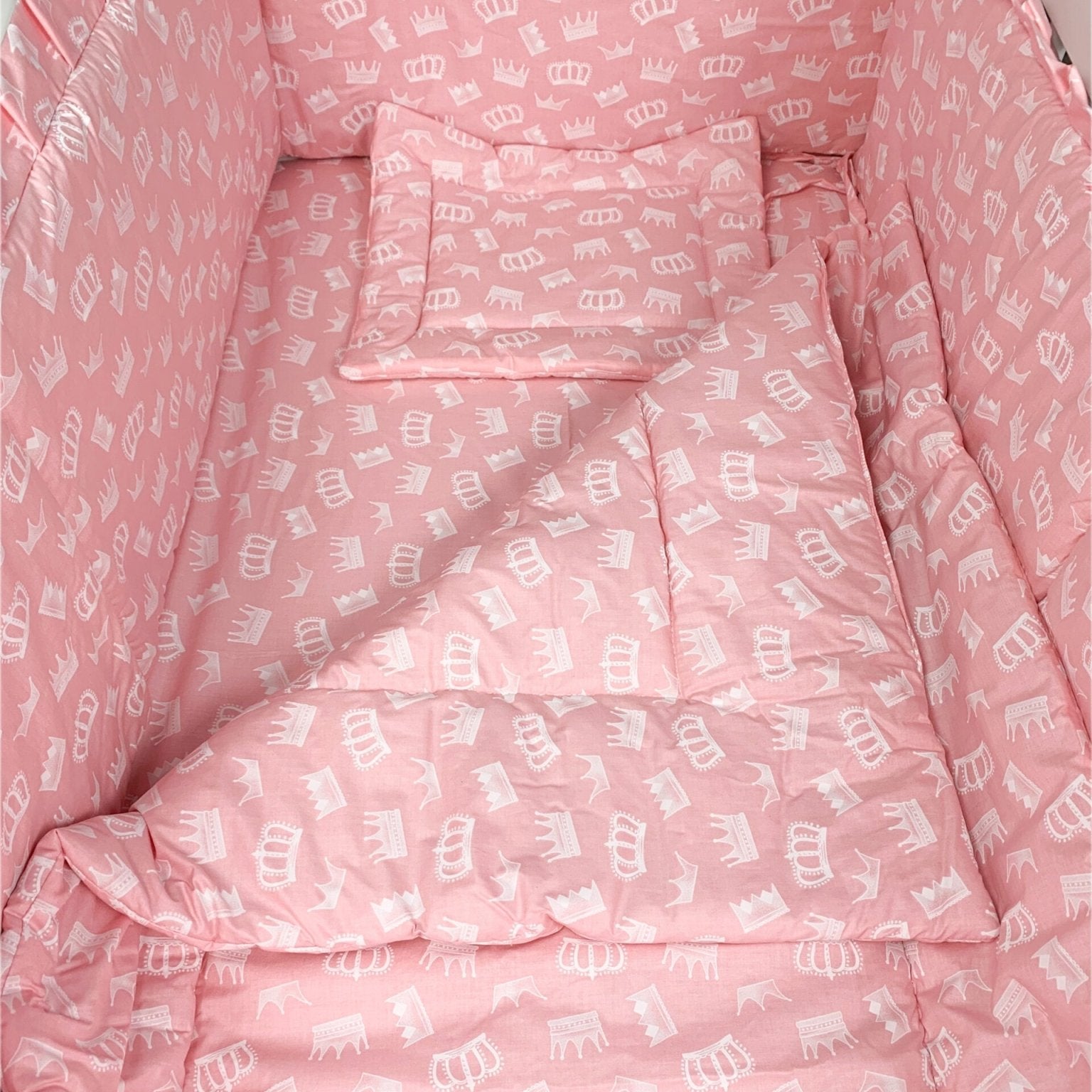 Lenjerie patut fetita cu iepuraș cu rochita - Botez bebelusi