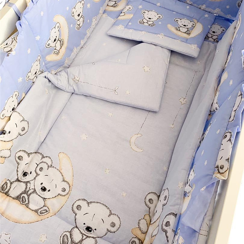 Lenjerie patut ursuleti pe luna - Botez bebelusi