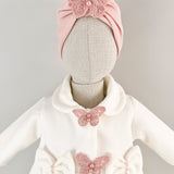 Palton alb cu fluturasi si turban roz - Botez bebelusi