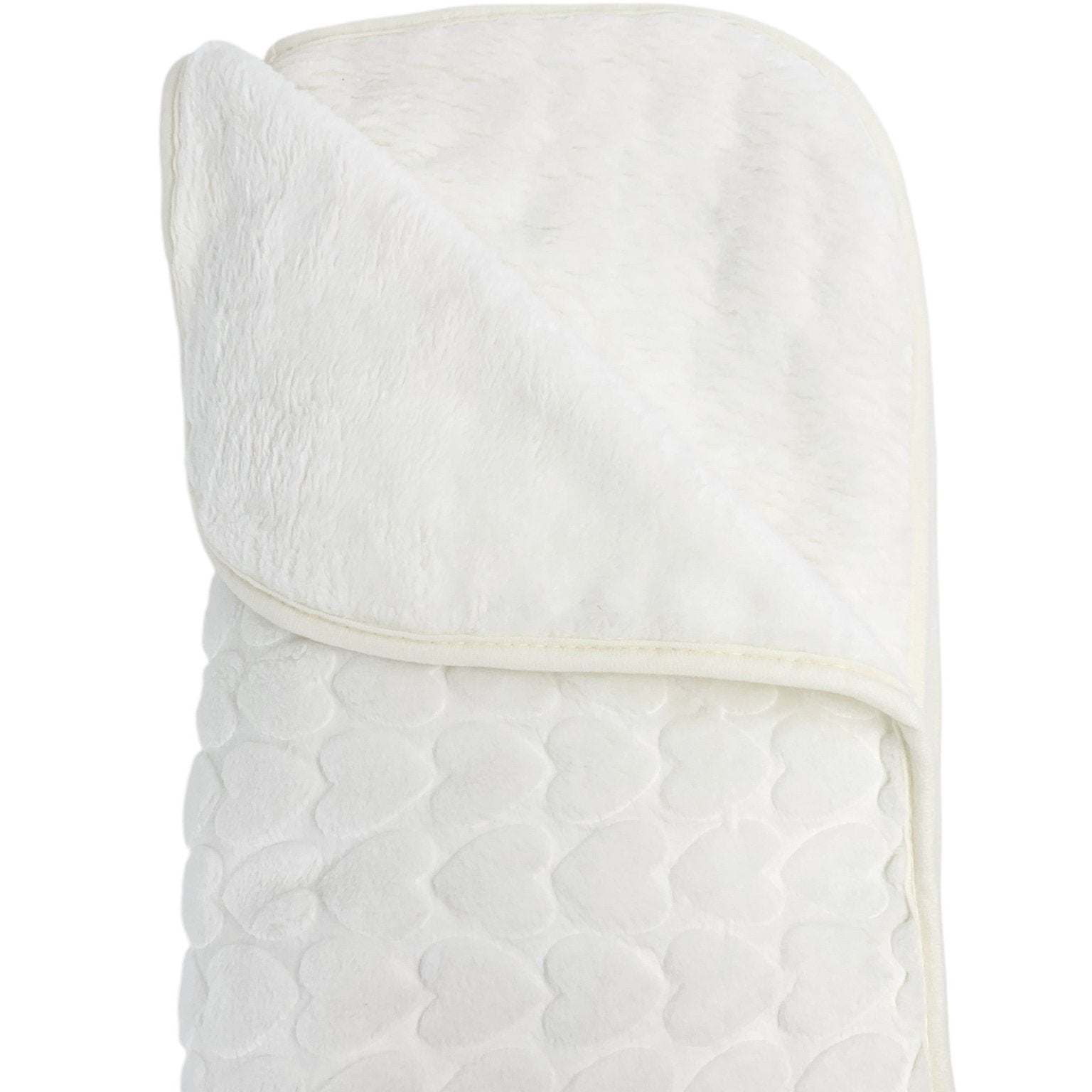 Patura bebelusi pufoasa cu inimioare - alba - Botez bebelusi