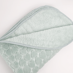 Patura bebelusi pufoasa cu inimioare - verde - Botez bebelusi