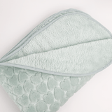 Patura bebelusi pufoasa cu inimioare - verde - Botez bebelusi