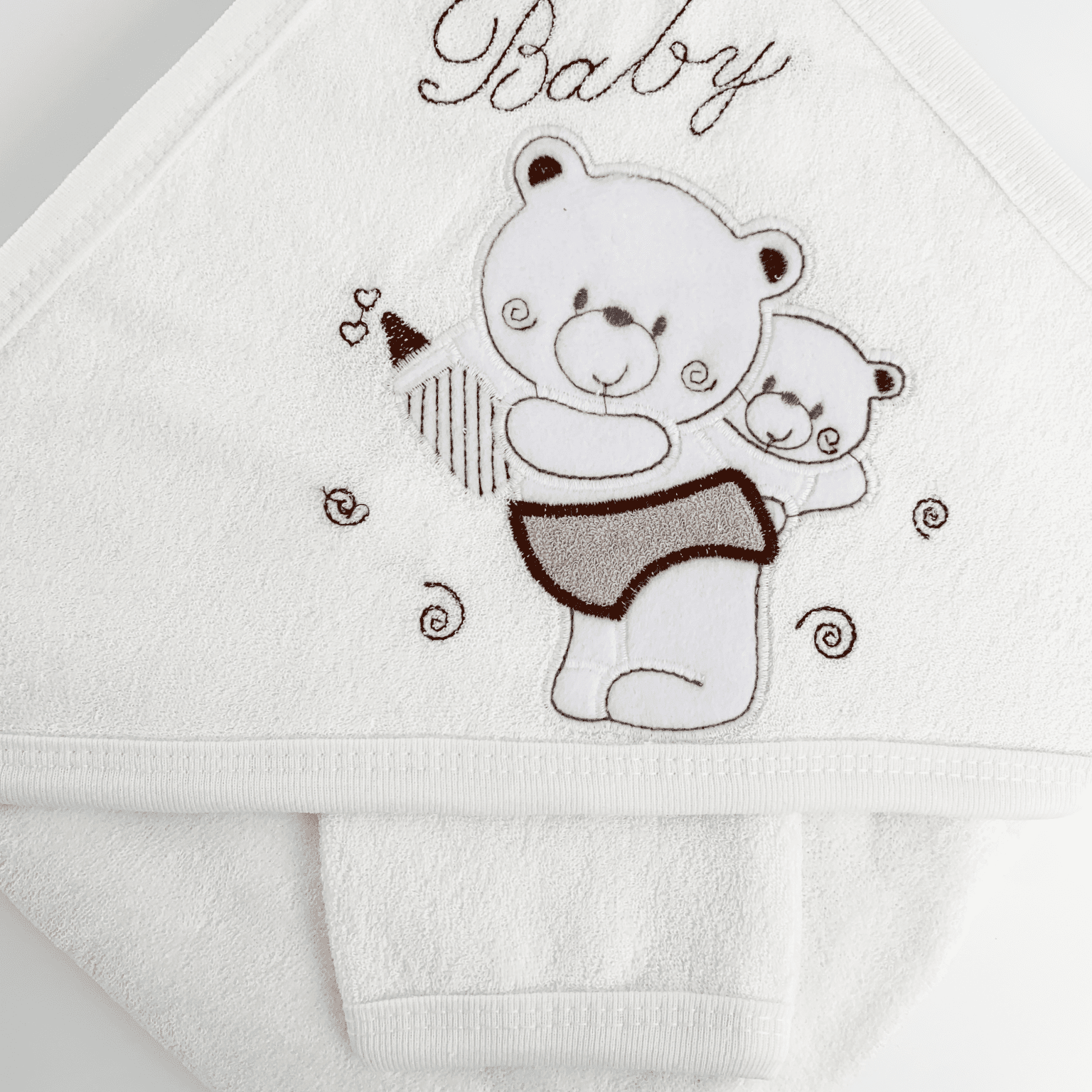 Prosop baie brodat cu ursuleti - alb - Botez bebelusi