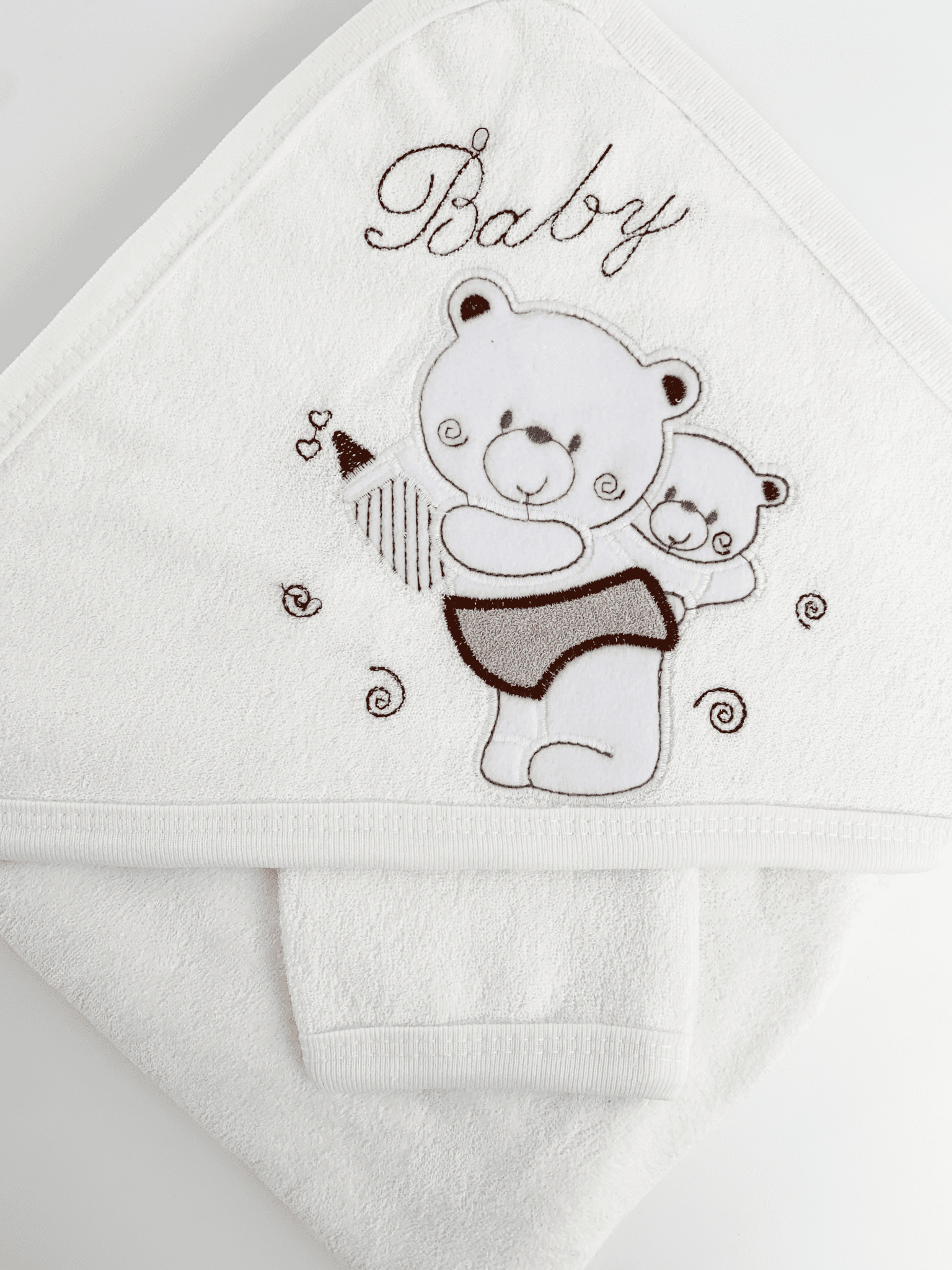 Prosop baie brodat cu ursuleti - alb - Botez bebelusi