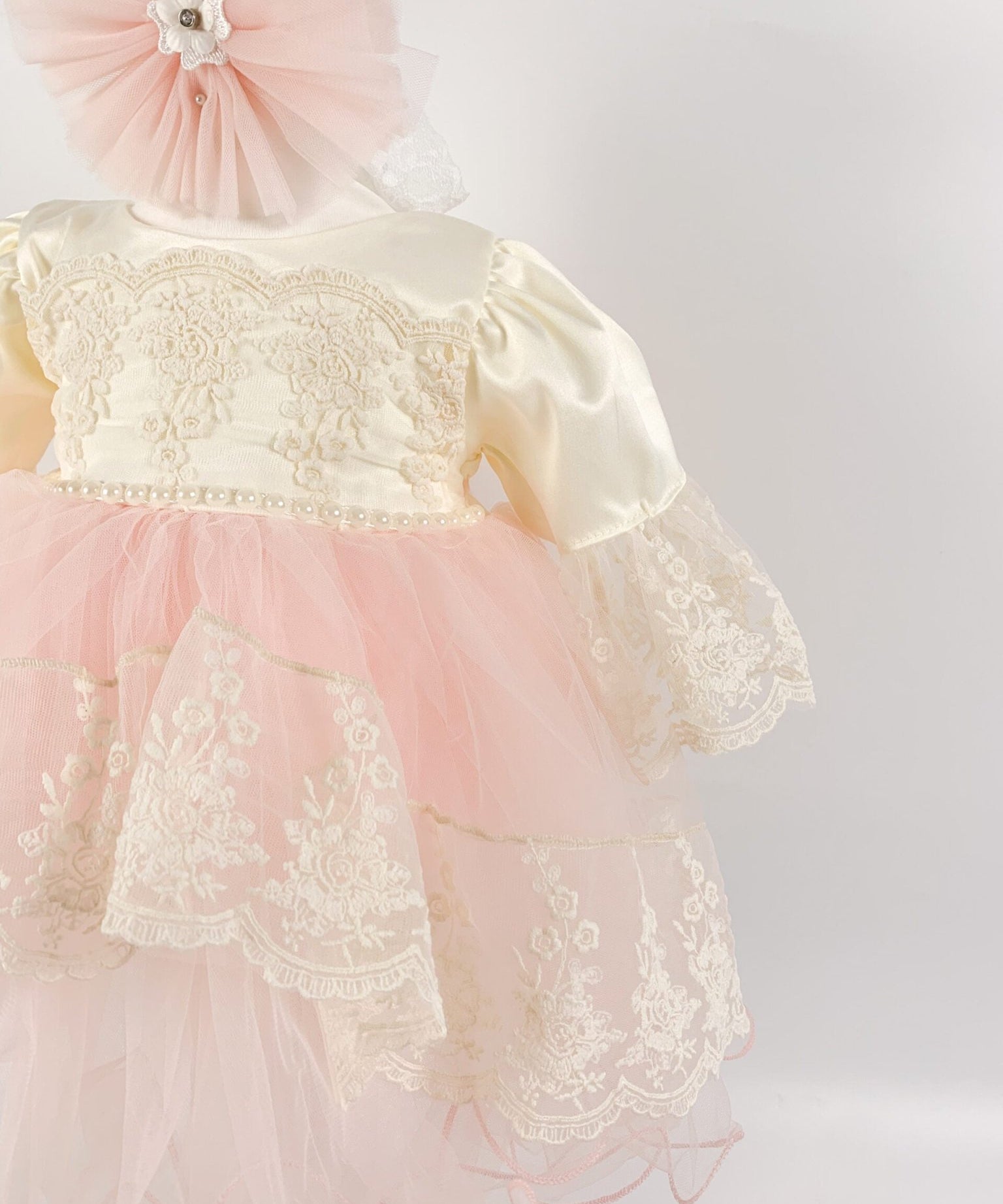 Rochie botez cu trena din dantela Rodica - Botez bebelusi