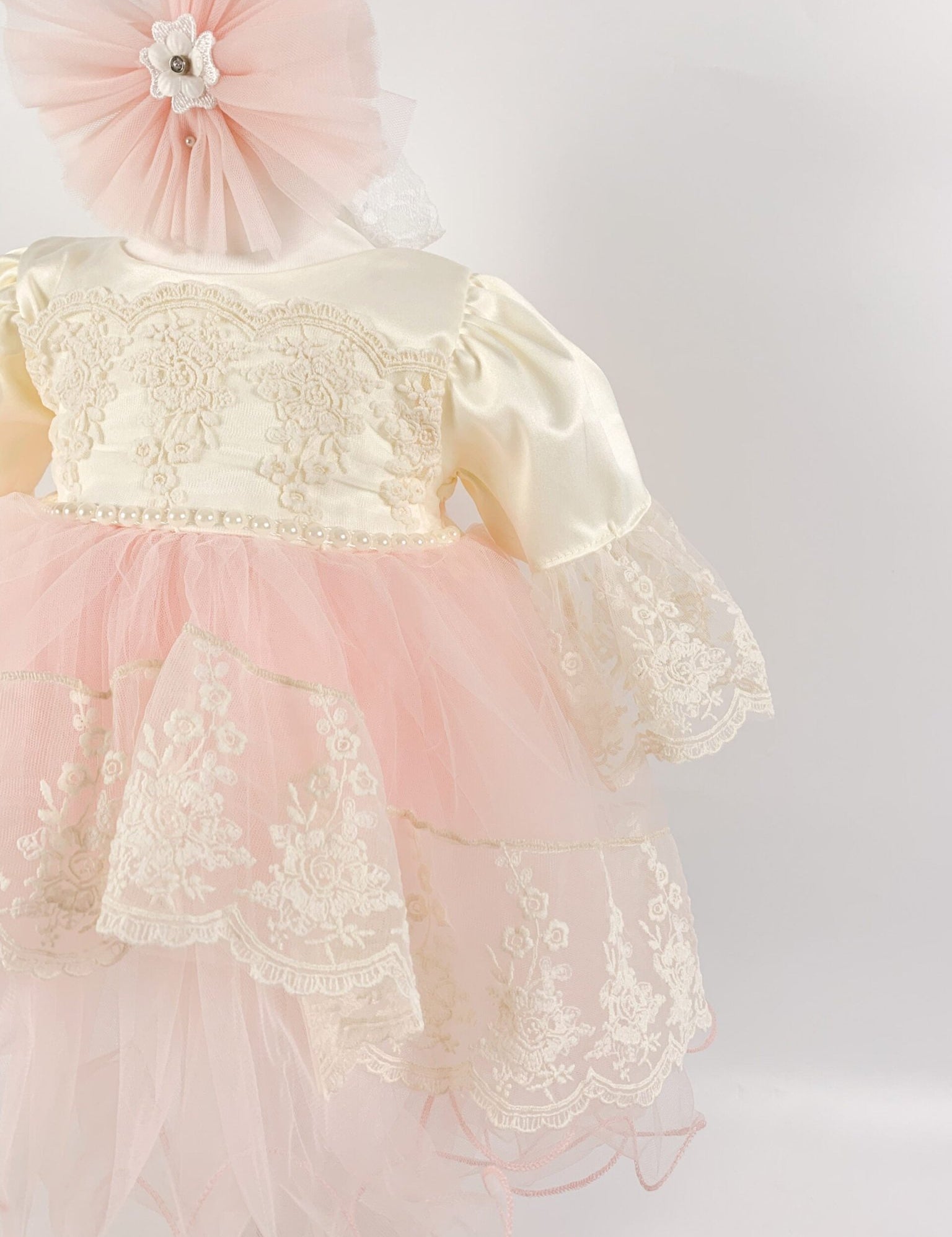 Rochie botez cu trena din dantela Rodica - Botez bebelusi