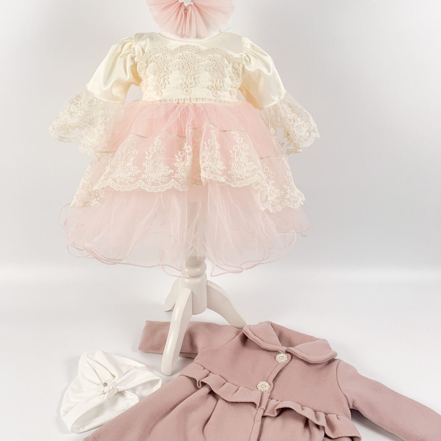 Rochie botez cu trena din dantela Rodica - Botez bebelusi