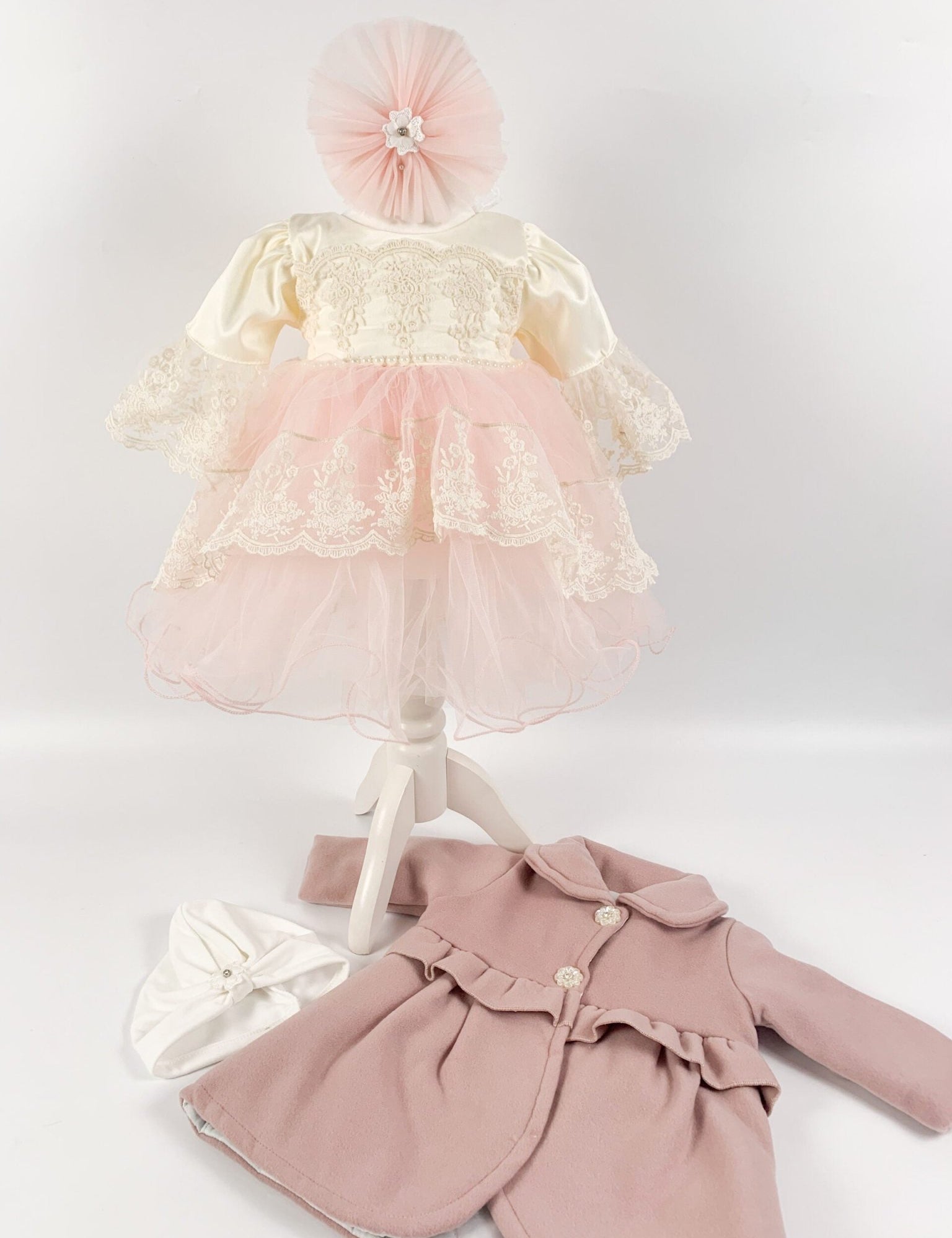 Rochie botez cu trena din dantela Rodica - Botez bebelusi