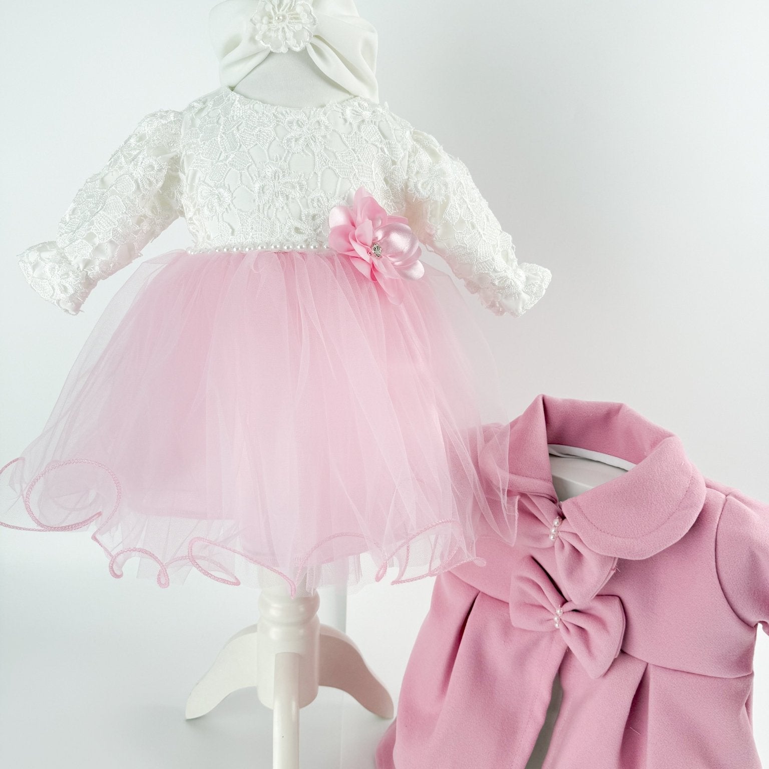 Rochie eleganta bebelus cu palton si turban