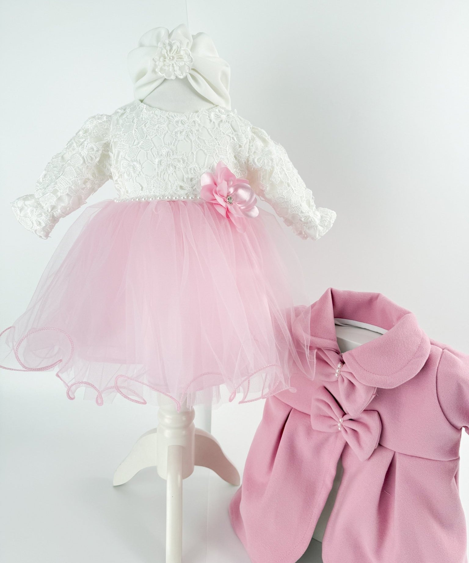 Rochie eleganta bebelus cu palton si turban